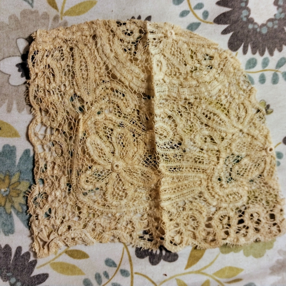 Antique Tatted Lace Newborn or Doll Bonnet